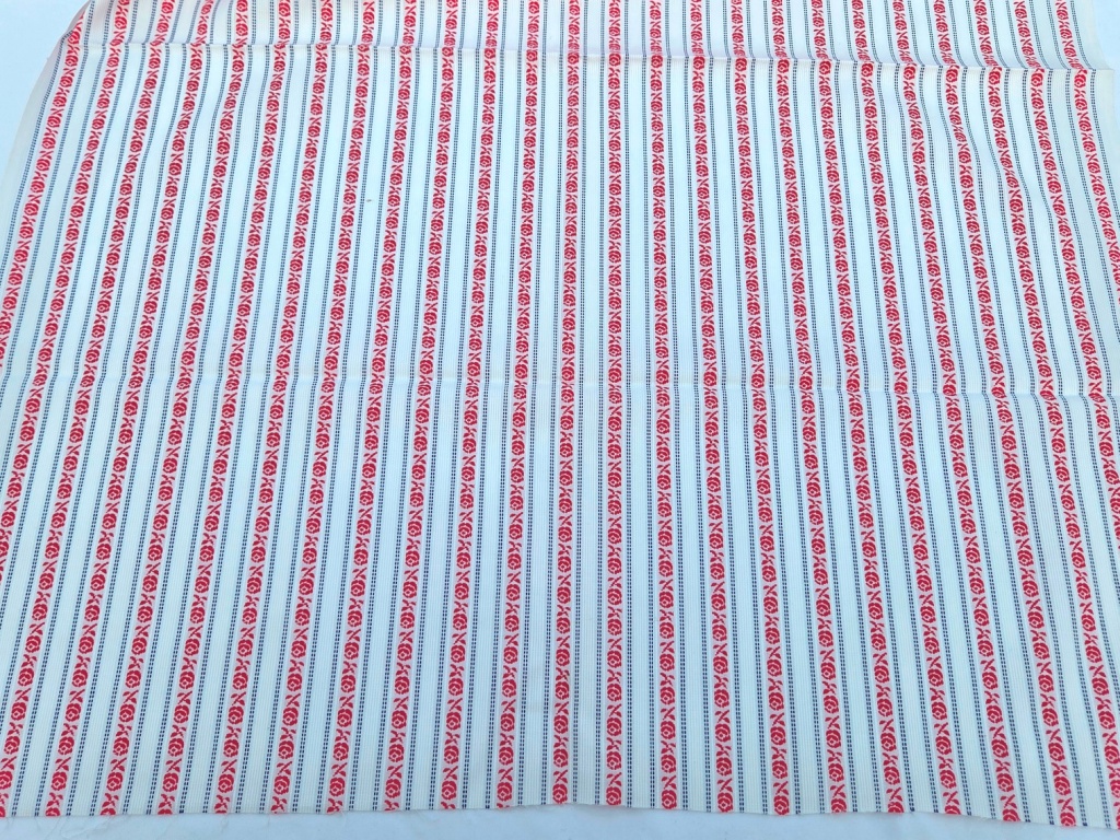 Katoenen jacquard rode bloemetjes