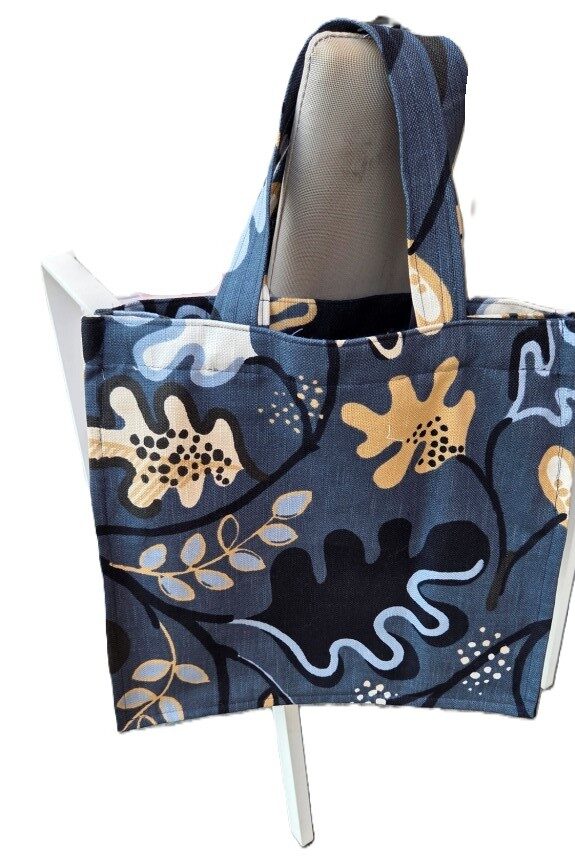 Shopper blauw met bladmotief beige lichtblauw